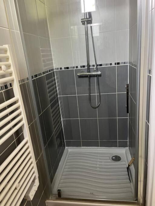 Logement 10 Minutes De Rouen Oissel Eksteriør bilde